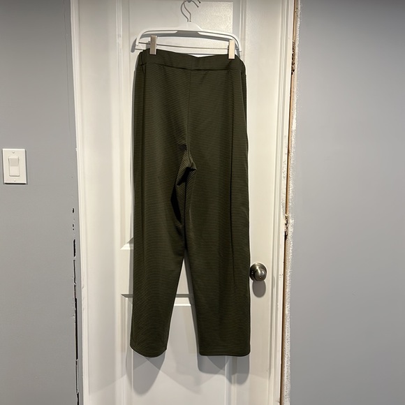 NWT- DG2, Downtime, Ottoman Pull-On Ponte Lounge Pant - Picture 6 of 7